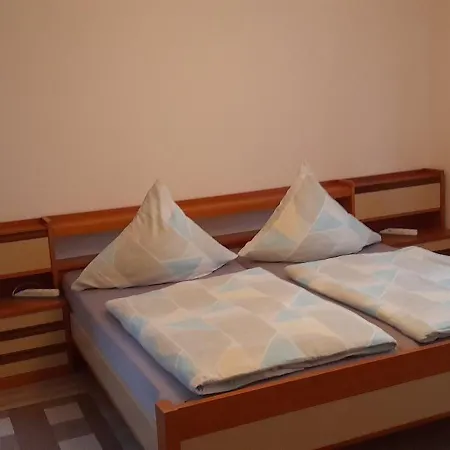 Aue Deussen Apartment Erftstadt