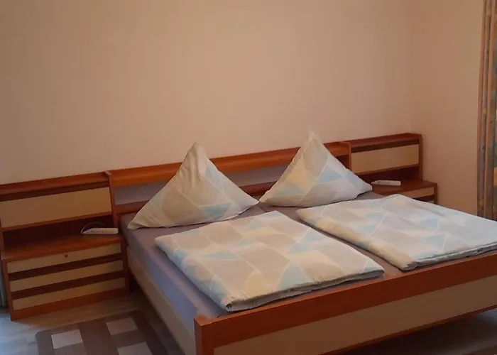 Aue Deussen Lejlighed Erftstadt